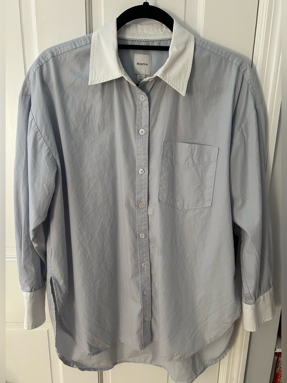 Anthropologie Maeve Blue Button-Up Shirt with White Collar and Cuffs